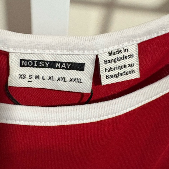 Noisy may Red Midi Dress - Picture 4 of 4